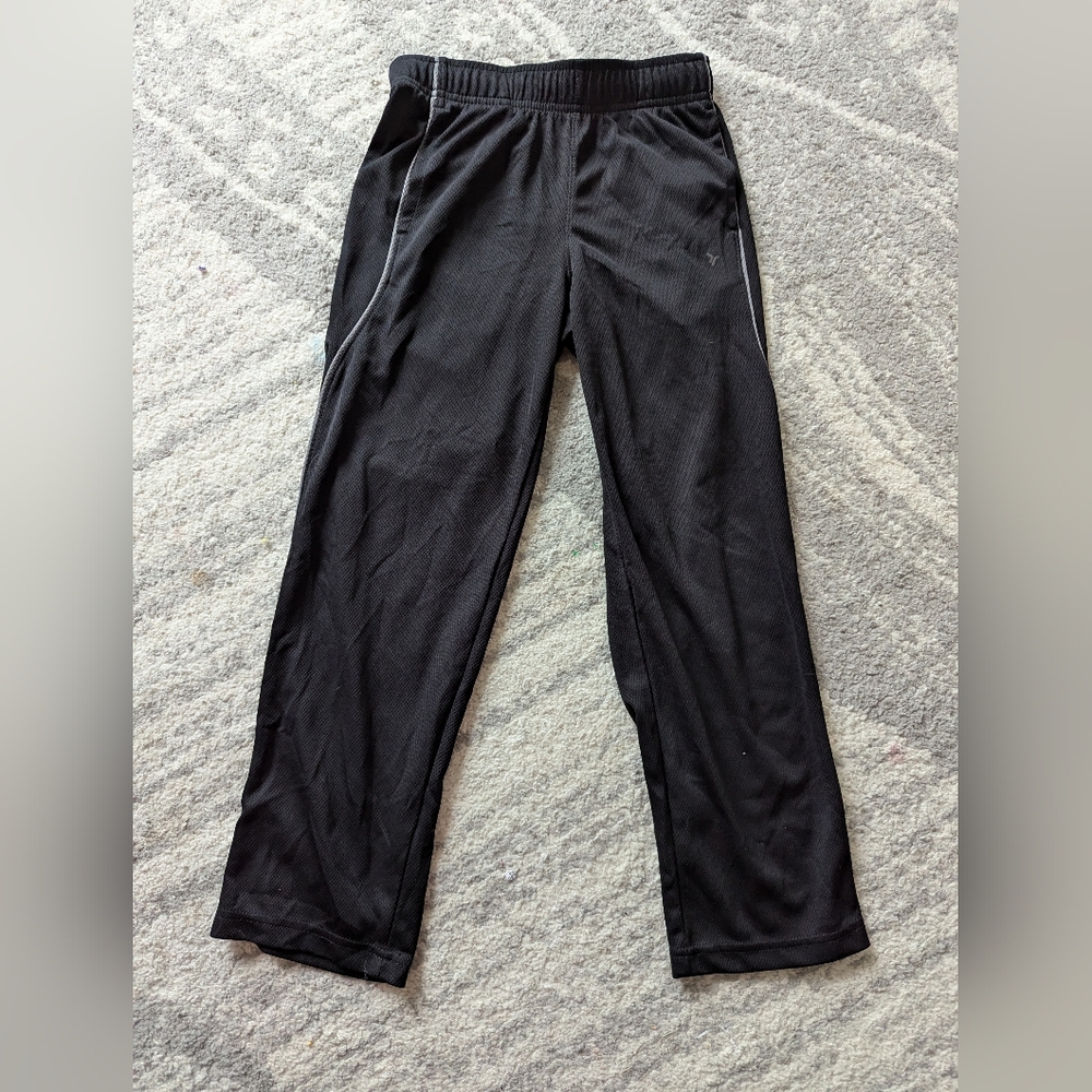 Boys Old Navy Active Size 8 Go-Dry Cool Pants